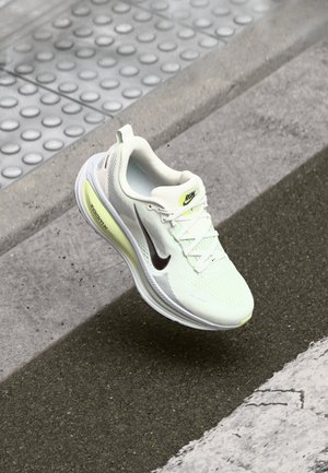 VOMERO 18 - Road running shoes - summit white/black/barely volt/light silver/metallic silver