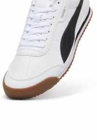 Puma TURINO SNEAKERS - Sportbačiai - white black cool light gray