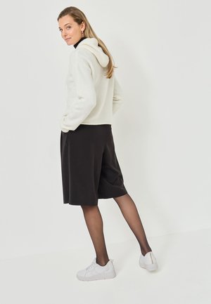 Tamaris SNEAKER - Sneakers - white