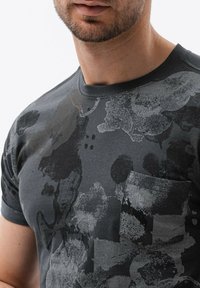 Ombre Camiseta estampada - dark grey