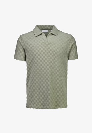 Korte mouwen, lichtgroene polo met een getextureerd ruitpatroon en een open V-halskraag, weergegeven op een witte achtergrond.