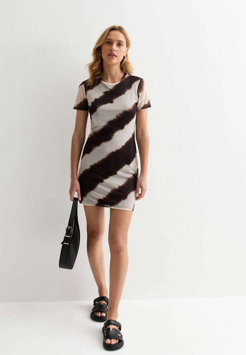 New Look Etui-jurk bruin
