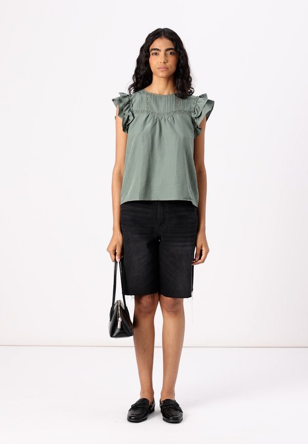 JDYTRAIN  - Blouse - laurel wreath2