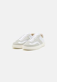 Nubikk RAY OWEN - Joggesko - white