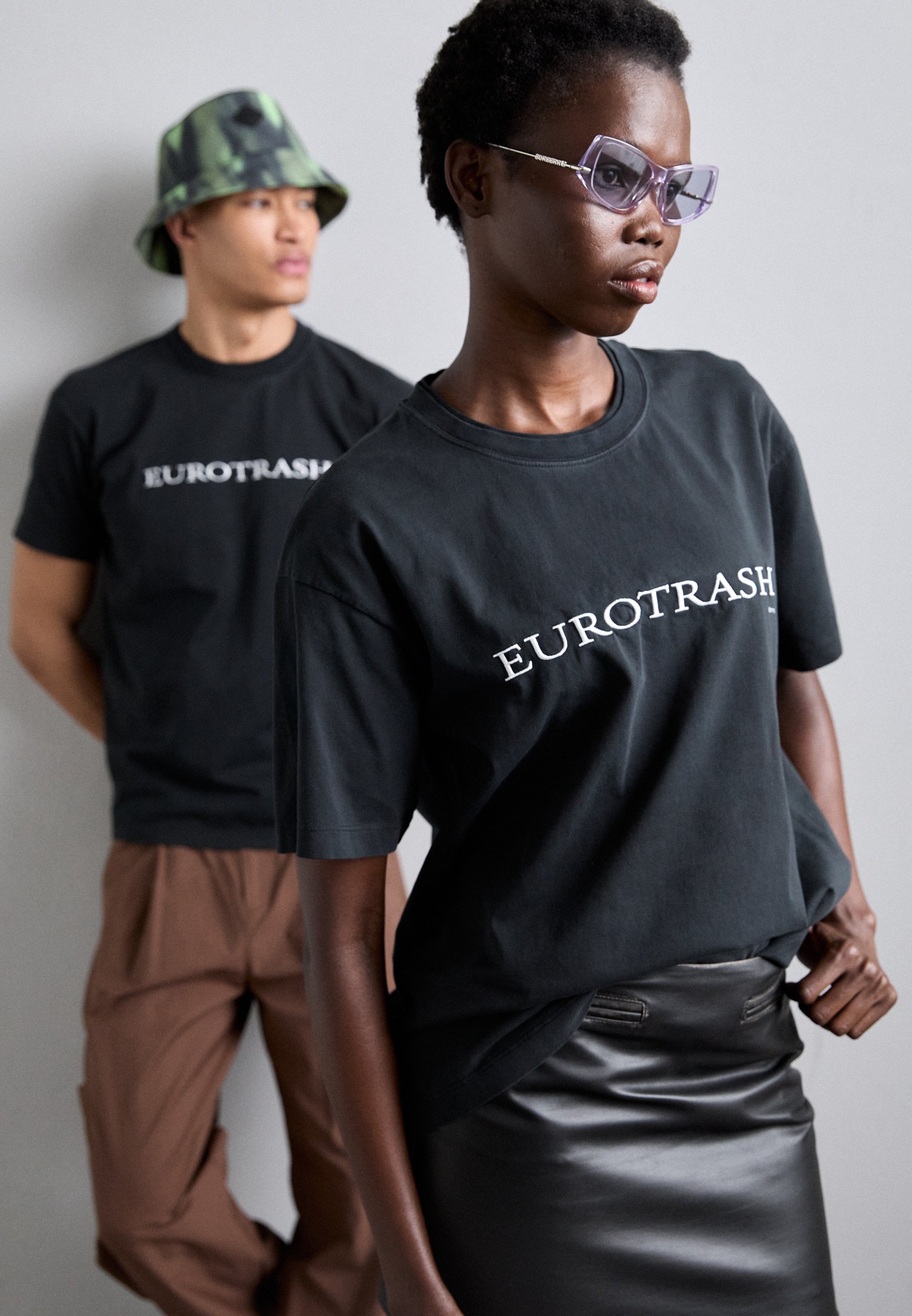 EYTYS LEON EUROTRASH - Print T-shirt - eurotrash black/black
