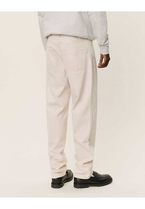 RYDER PANTS - Relaxed fit jeans - ivory2