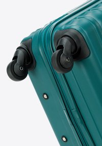 WITTCHEN MEDIUM SUITCASE WITH LUGGAGE TAG - Kufr - green
