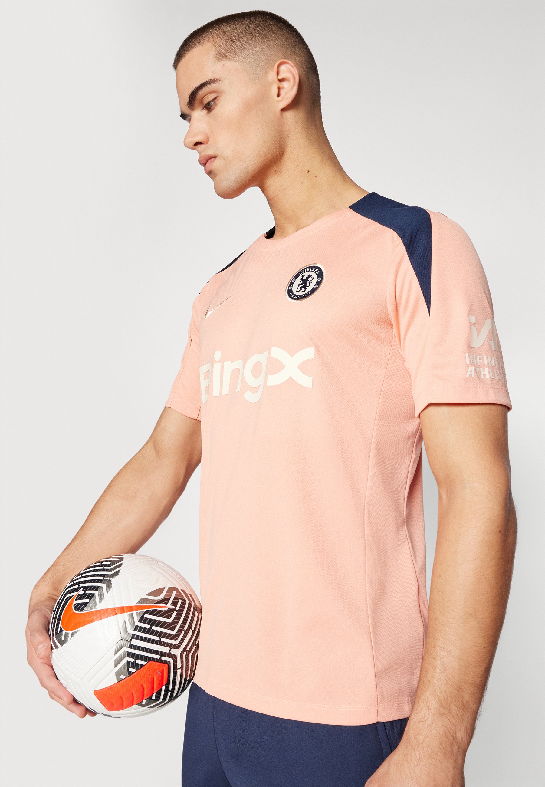 Nike Performance FC CHELSEA STRIKE - Club wear - apricot agate
