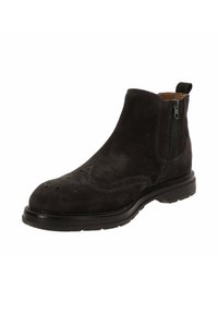 Stivale alla caviglia in suede nero con zip laterale, dettagli brogue, punta arrotondata e suola in gomma testurizzata. Presenta un primo di ogni. Questa è una descrizione generica di un paio di stivali.