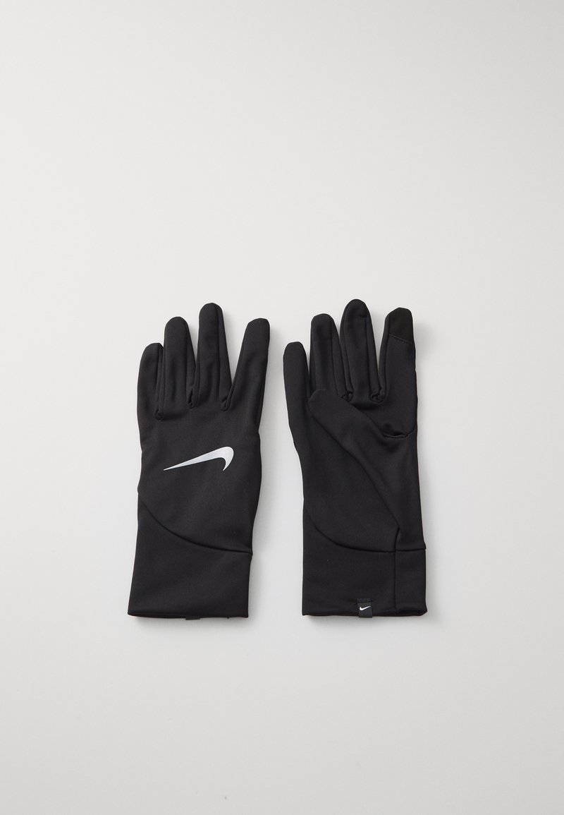 Sorte idrettshansker laget av et glatt stoff. Har en tett passform, forlengede fingre og en hvit Nike-logo aksent på håndleddet.