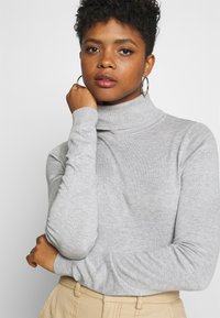 Vero Moda VMGLORY ROLLNECK  - Pullover - light grey melange