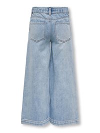 Világoskék farmer bőrnadrág elasztikus derékkal, két hátsó zsebbel és egyenes, laza szabású kivitelben.