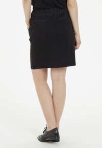 Kaffe Bleistiftrock - mottled black