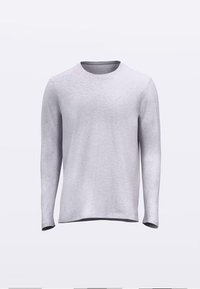 Cămașă cu mânecă lungă, de culoare gri deschis, confecționată dintr-un material moale, cu gât rotund, având o textură fină și un design simplu, curat.