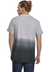 Urban Classics DIP DYED TEE - Apdrukāts T-krekls - grey/black