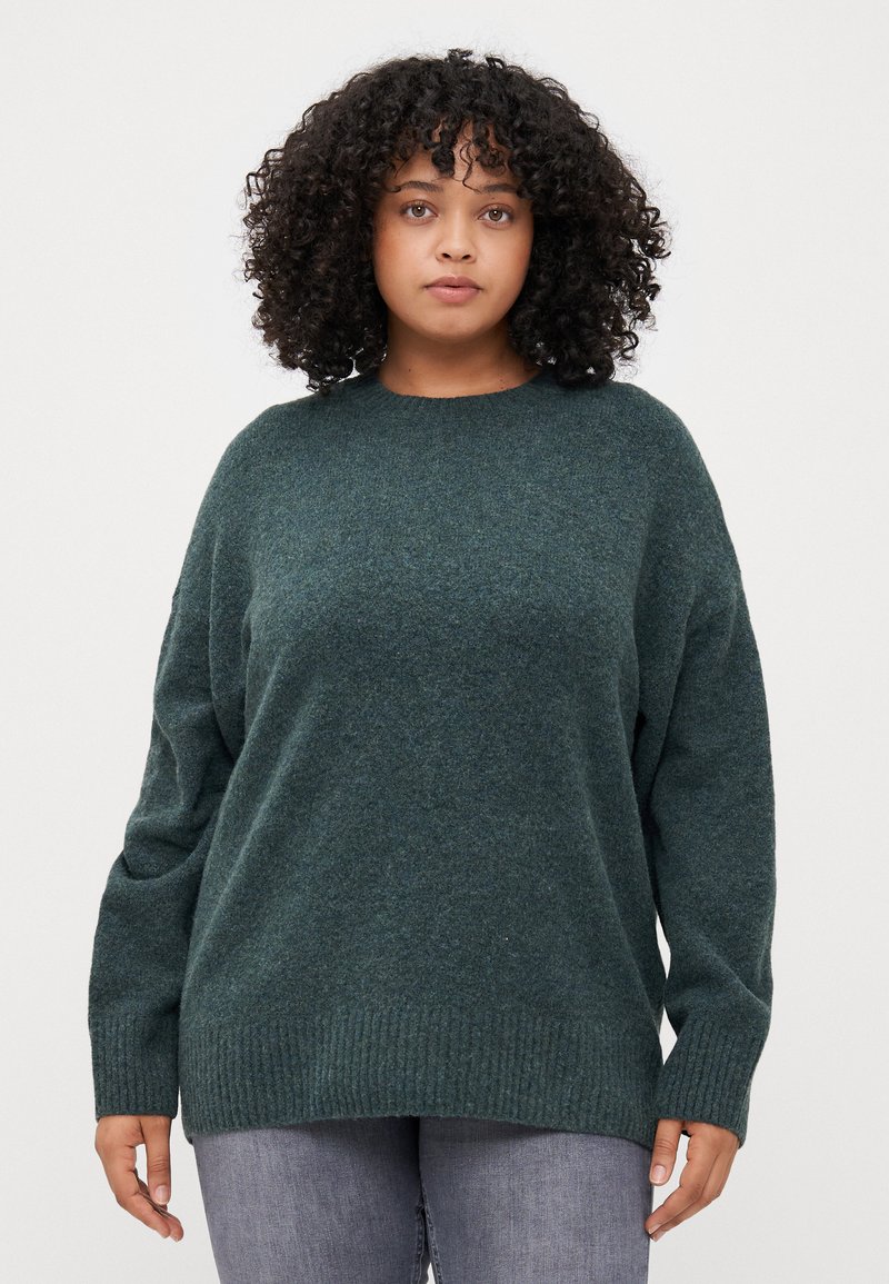 Vero Moda Curve VMCBOOM O NECK - Jersey de punto - balsam green melange