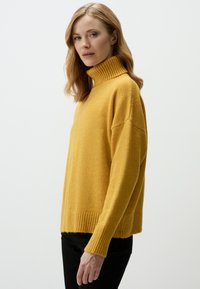 Jimmy Key TURTLENECK  - Pullover - yellow