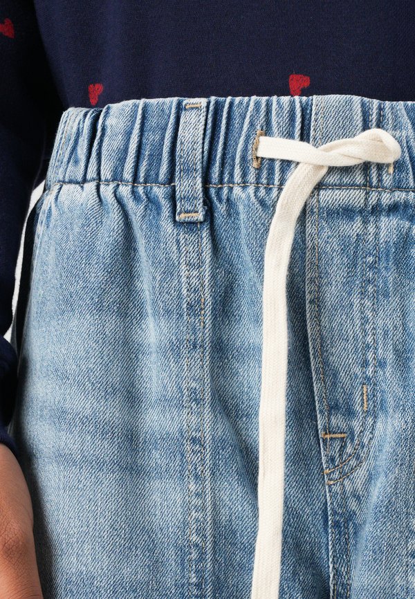 EASY PANT INVERNES - Wide Leg - medium wash2