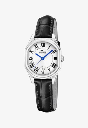 Silver Lotus -kello mustalla nahkahihnalla, valkoisella kellotaululla, sinisillä osoittimilla, roomalaisilla numeroilla ja päivämääränäytöllä klo 6.