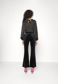 Monki Calças - black