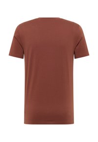 Hnědé bavlněné tričko, krátké rukávy, kulatý výstřih, jednobarevné, měkká textura, čistý lem, pohled zezadu, bez viditelných štítků nebo vzorů.