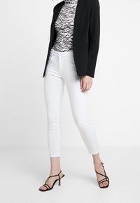 Mavi Vaqueros pitillo - white denim