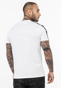Lonsdale NORMALE PASSFORM BRINDISTER - Apdrukāts T-krekls - white black