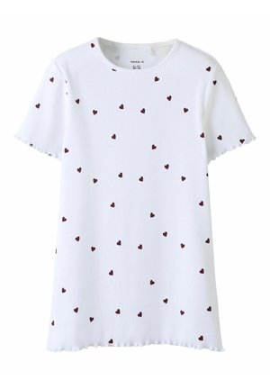 Weißes Kurzarm-T-Shirt mit geripptem Textur und kleinen kastanienbraunen Herzmustern, einem gewellten Saum und Rundhalsausschnitt.