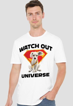 DC COMICS - SUPERMAN, SUPERGIRL KRYPTO WATCH OUT UNIVERSE STACKED - Print T-shirt - white