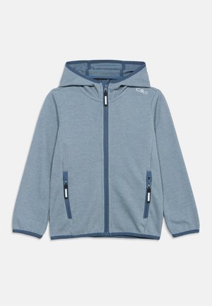 Vaaleansininen vetoketjullinen huppari, jossa on teksturoitu kangas, kaksi vetoketjullista etutaskua ja hillitty logo vasemmassa olkapäässä.