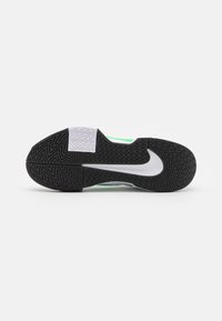 Nike Performance CHALLENGE PRO - Tennissko til multicourt - white/poison green/black