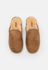Shepherd ADAM - Slippers - cognac