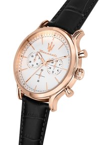 Roségoldene Uhr mit weißem Zifferblatt, drei Subdials, schwarzem Lederarmband im Krokodil-Muster und Metalldrückern am Gehäuse.