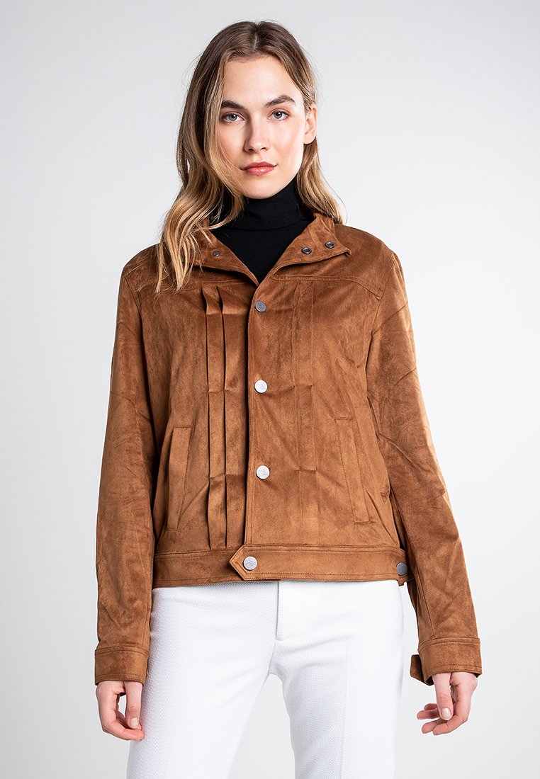 Chaqueta fina