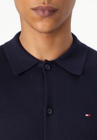 Tommy Hilfiger ESSENTIAL SHIRT - Shirt - desert sky