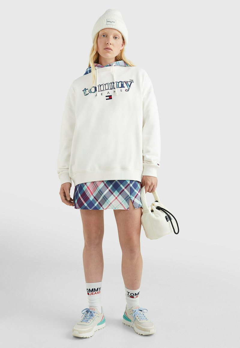 Tommy Jeans Sweater wit Tommy Jeans Sweater wit