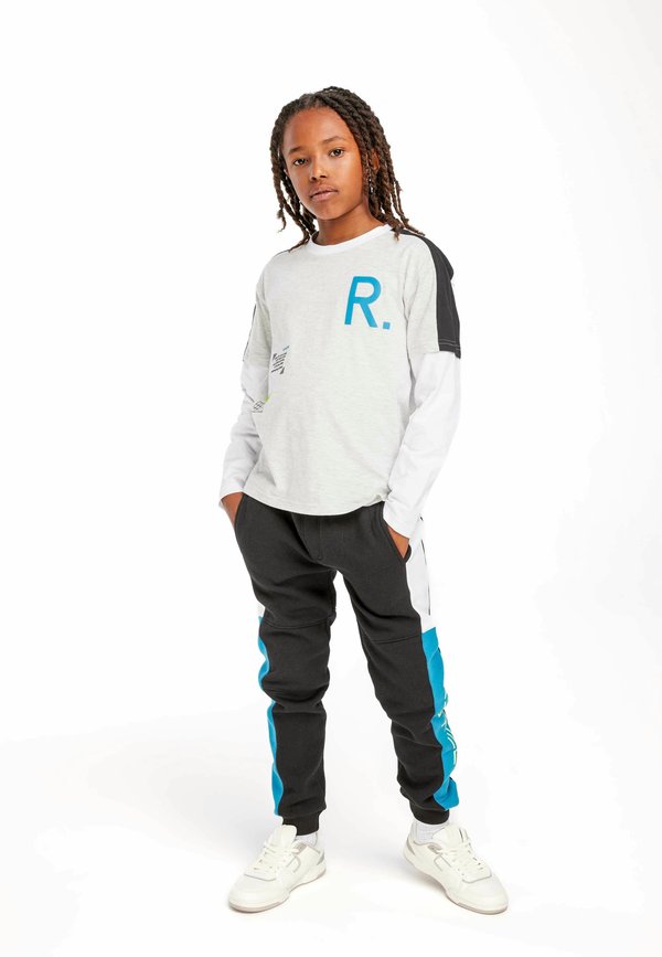 STANDARD - Langarmshirt