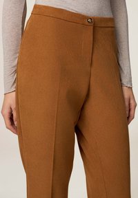Oltre Pantaloni - marrone
