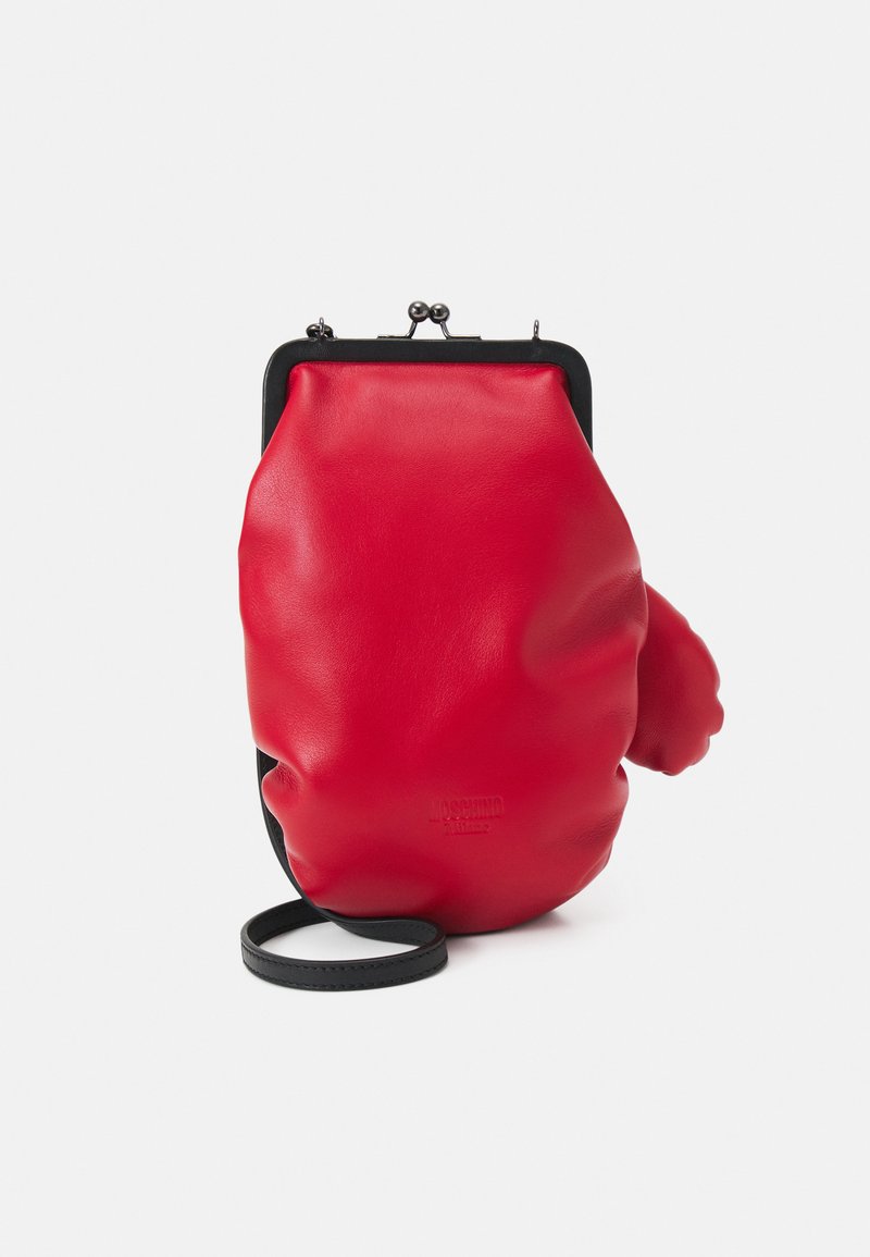 MOSCHINO SHOULDER BAG Across body bag fantasy red/red Zalando.de