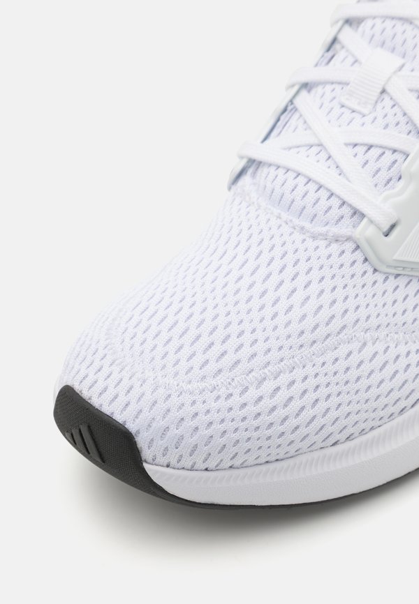 ULTIMASHOW 2.0 UNISEX - Road running shoes2