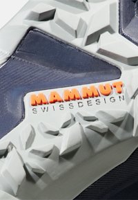 Mammut SERTIG II LOW GORE TEX WOMEN - Hikingschuh - dark ice marine