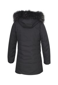Parka nera imbottita con cappuccio foderato in pelliccia, caratterizzata da una forma leggermente affusolata e maniche lunghe, progettata per offrire calore e protezione.