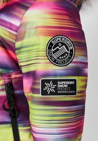 Superdry & Co Snowboardjacke - pink
