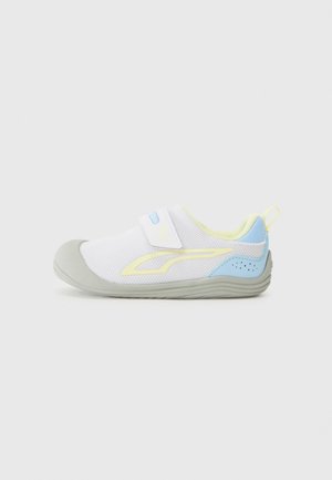 UNISEX - Road running shoes - feather gray/gold-coloured moon/haute tropic
