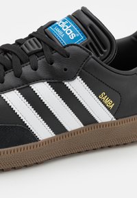 adidas Golf SAMBA - Golfové boty - core black/footwear white