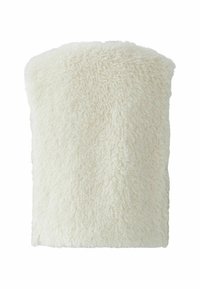 Crème-kleurige nepbont muts met een zachte, fluffy textuur en een ronde top. Geen zichtbare naden of sluitingen. De hoogte is vergelijkbaar met de breedte.