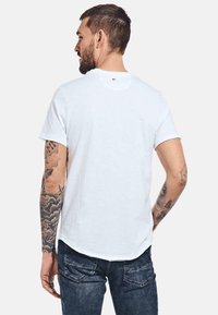 Emilio Adani MY FAVORITE - T-Shirt basic - weiß