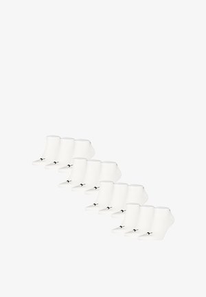 Calzini bianchi alla caviglia in confezione da dieci, con un logo nero di lato, dotati di un bordo rigato e una texture liscia.