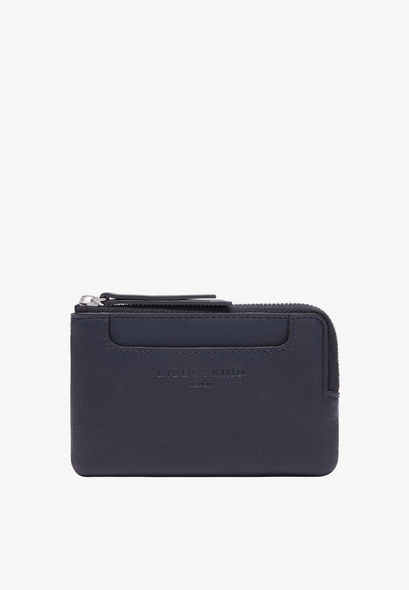 Portefeuille en cuir navy avec une finition texturée, fermeture éclair, et logo de la marque gaufré à l'avant. Forme compacte et rectangulaire avec un emplacement pour carte.