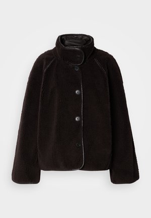 Schwarze Fleecejacke mit hohem Kragen, Knopfverschluss und glatter Innenseite. Verfügt über eine strukturierte Oberfläche und kontrastierende Nähten.